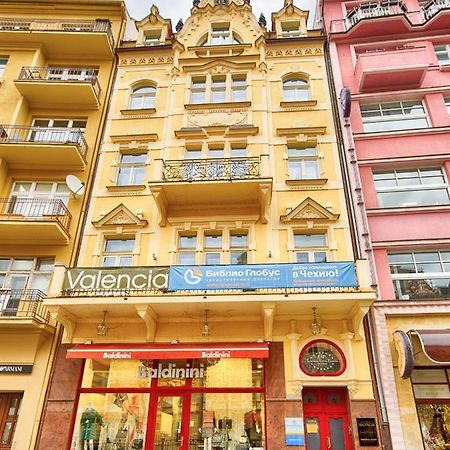 Apartments Valencia Карлови Вари Екстериор снимка