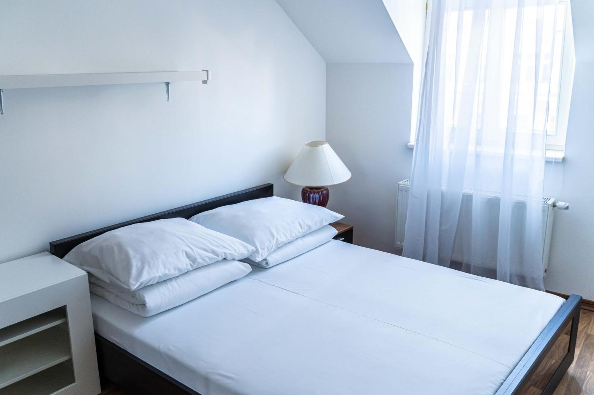 Apartments Valencia Карлови Вари Екстериор снимка